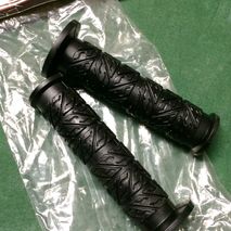 Vespa handlebar grips ARIETE black 24mm