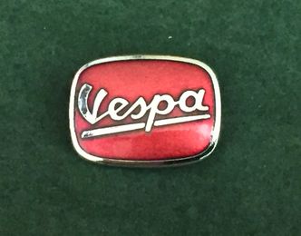 Vespa enamel lapel pin badge Red image #1