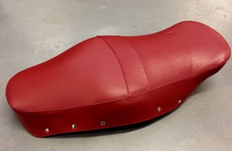 Lambretta Oxblood red seat cover Made in Italy image #1