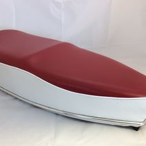 Vespa Sportique style seat red / white