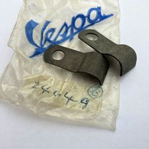 Vespa GS150 HT lead clamp 24449