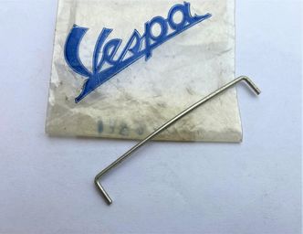 Vespa trapezoidal headlight retainer clip 97405 image #1