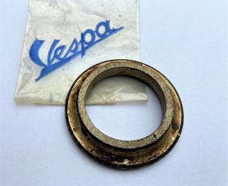 Vespa lower steering bearings track 019252  image #1